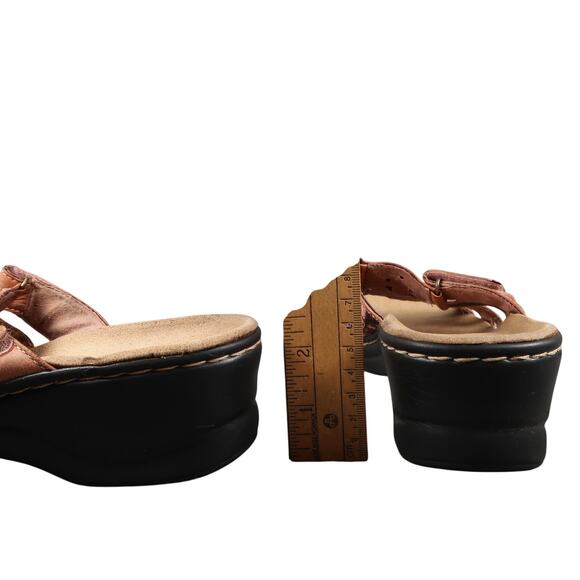 Clarks Shoes Womens 10 Sandals Bendables Leather Adjustable Straps Wedge Comfort - Picture 5 of 11